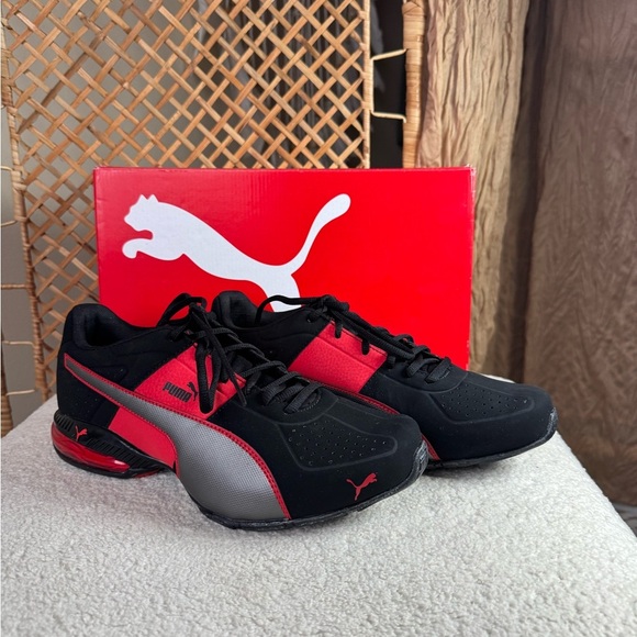 Puma Men's Black and Red Cell Surin 2 Nbk Athletic Shoes - Picture 4 of 15